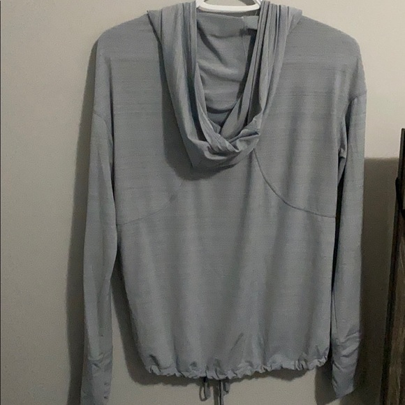 Calvin Klein performance top - Picture 2 of 3